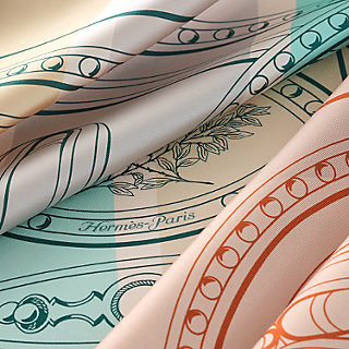 Grand Tralala double face scarf 90 | Hermès USA